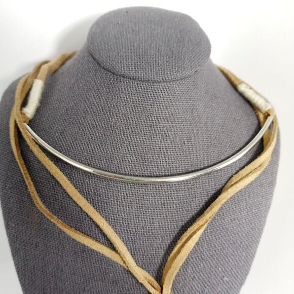 Boho leather necklace - Picture 5 of 7